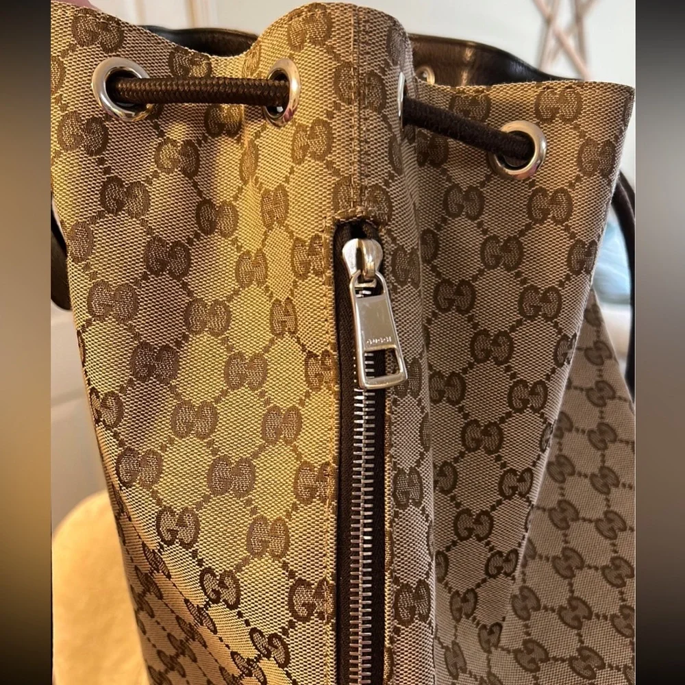 Authentic Gucci backpack - Picture 5 of 8